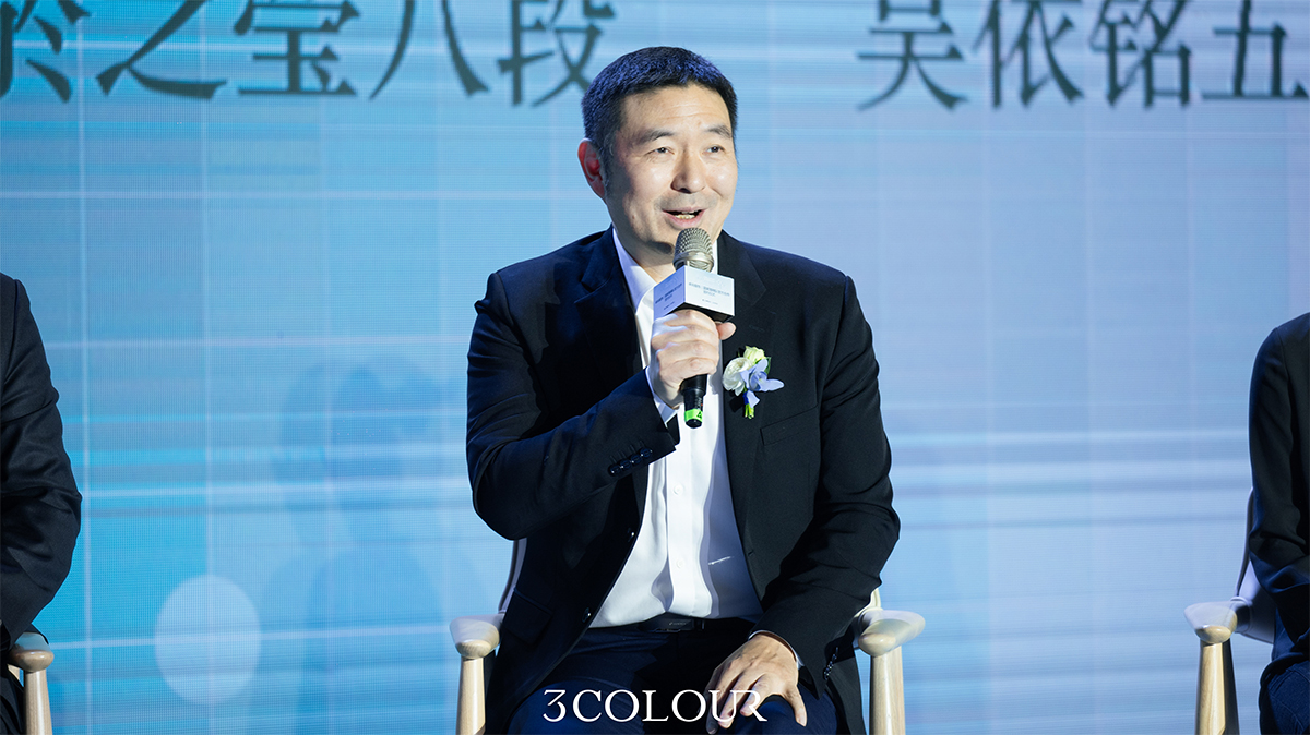 卓尚服飾丨齊聚王者之師，共尚凌云之志